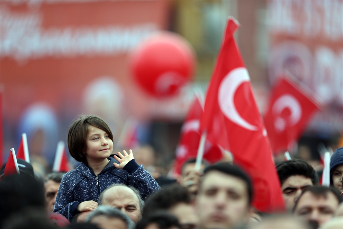 Milliyetçiler meydanlarda buluşuyor