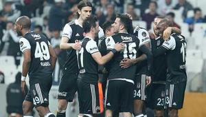 Beşiktaş sahasında Akhisarı rahat geçti