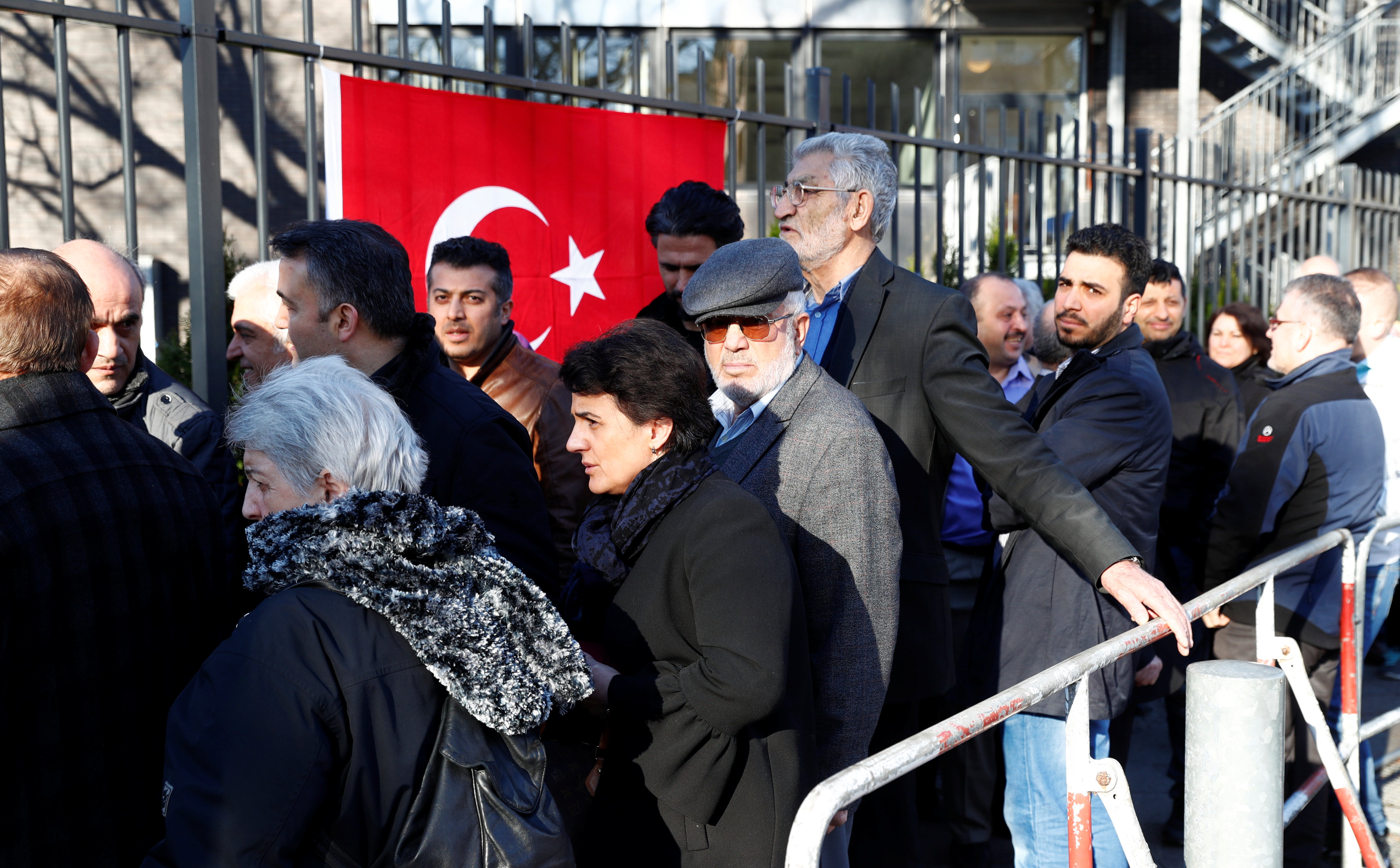 Almanya'da yaşayan Türkler sandık başında