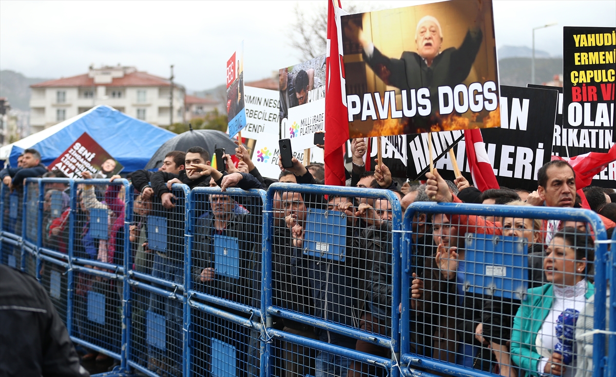Eski Yaver Ali Yazıcı ve Kuzu'ya ipli protesto