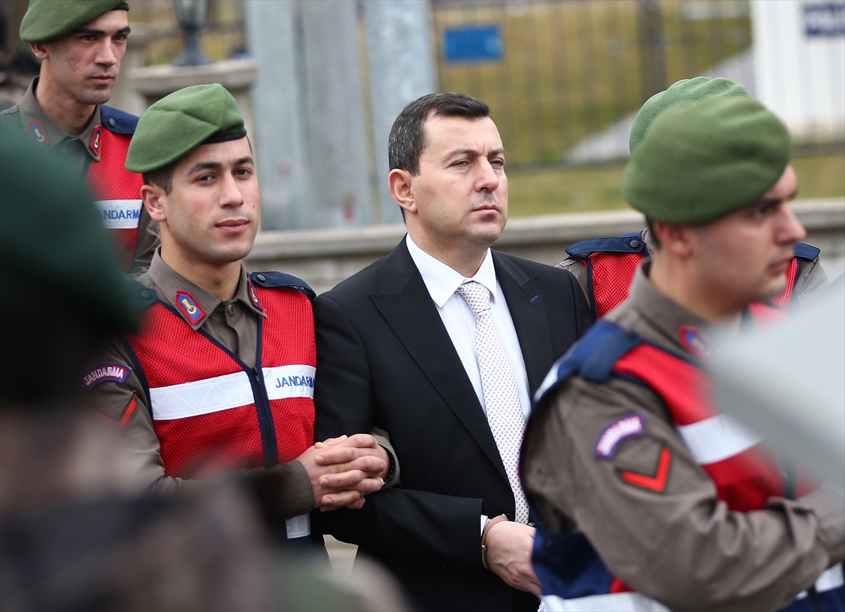 Eski Yaver Ali Yazıcı ve Kuzu'ya ipli protesto