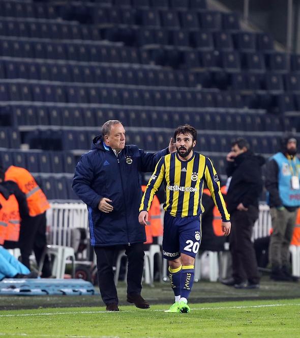 Fenerbahçede topun ağzındaki oyuncular