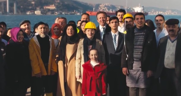 AK Parti'nin referandum şarkısı: Evet ile güçlü Türkiye