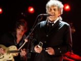 Bob Dylan Nobel ödülünü kabul etti